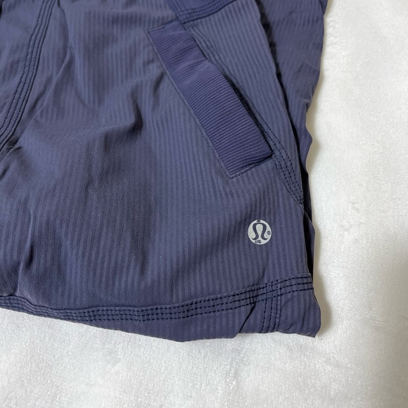 Lululemon Studio Crop 2   #2-21 - Picture 5 of 16